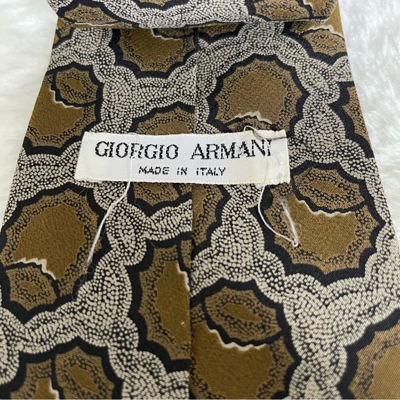 Giorgio Armani Geometric Abstract Print Olive Green Silk Necktie - Picture 10 of 11